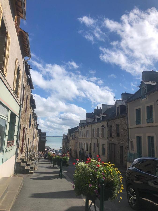 Appartement Rue Victor Hugo - Port De La Houle Cancale Bagian luar foto