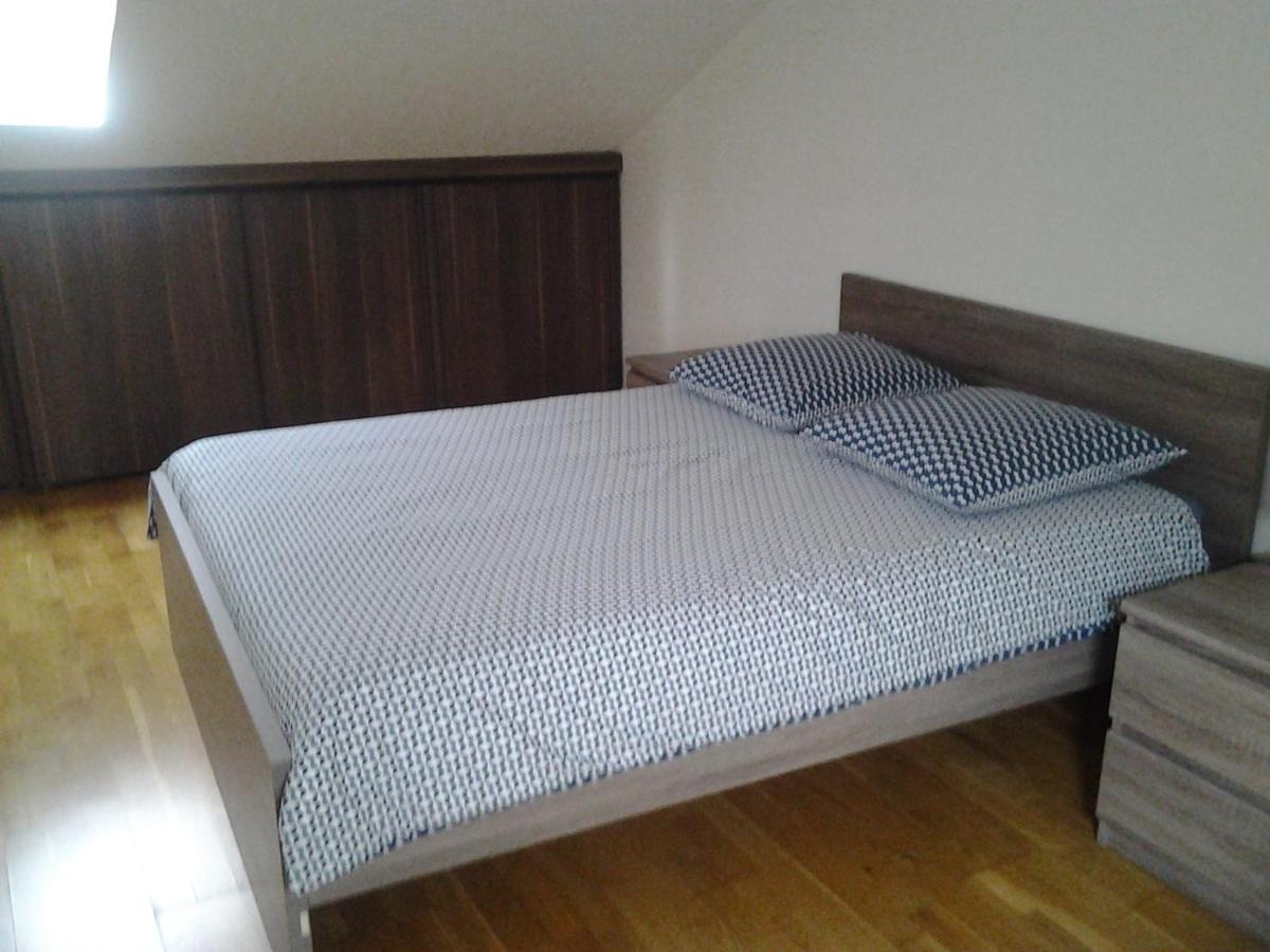 Appartement Rue Victor Hugo - Port De La Houle Cancale Bagian luar foto