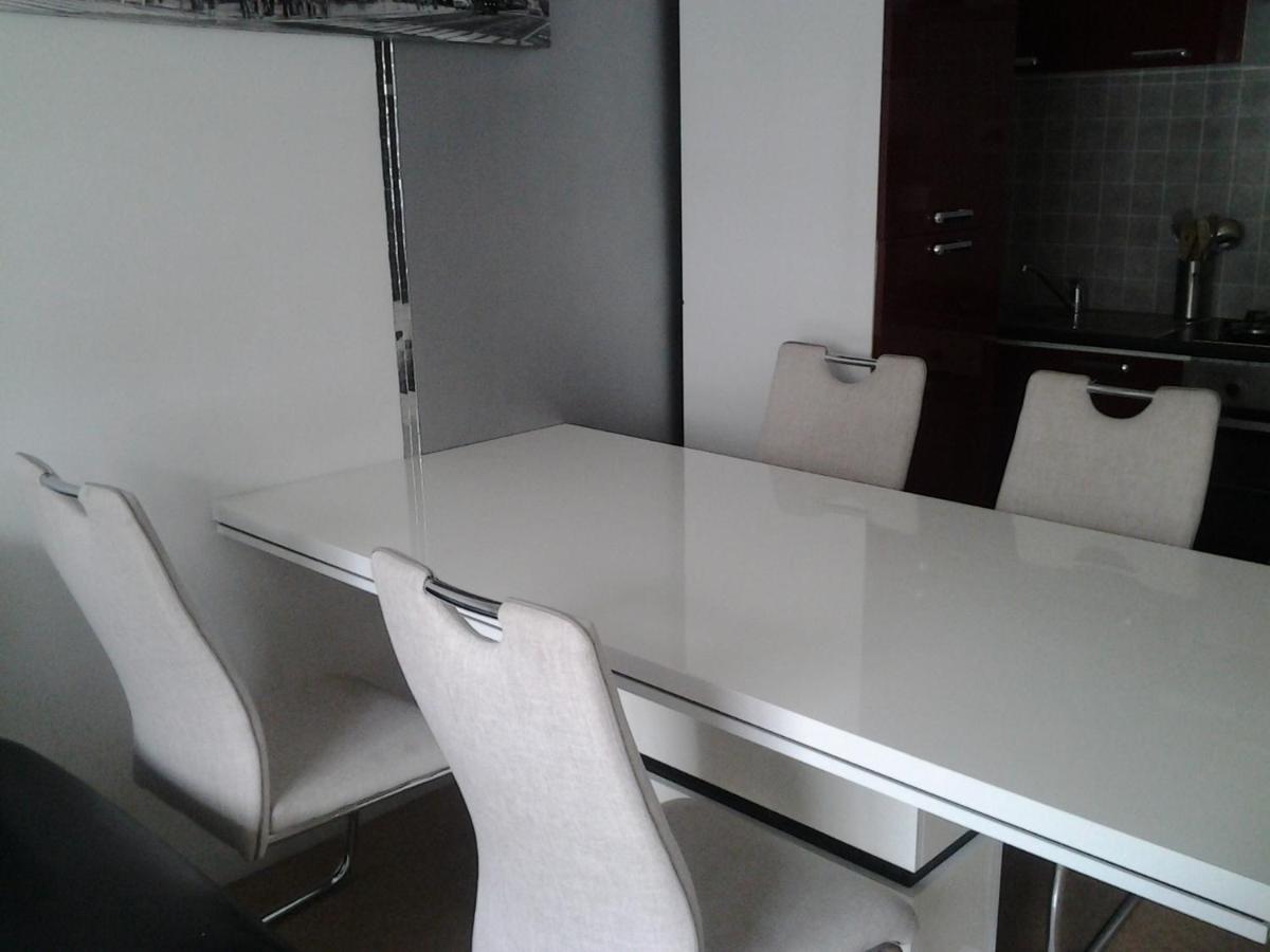 Appartement Rue Victor Hugo - Port De La Houle Cancale Bagian luar foto